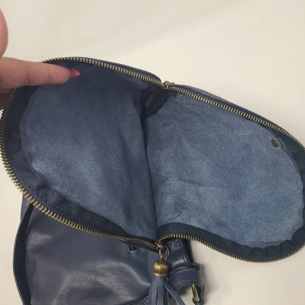 Vintage Vera Pelle Italian Leather Crossbody Handbag Navy Blue‎ Messenger